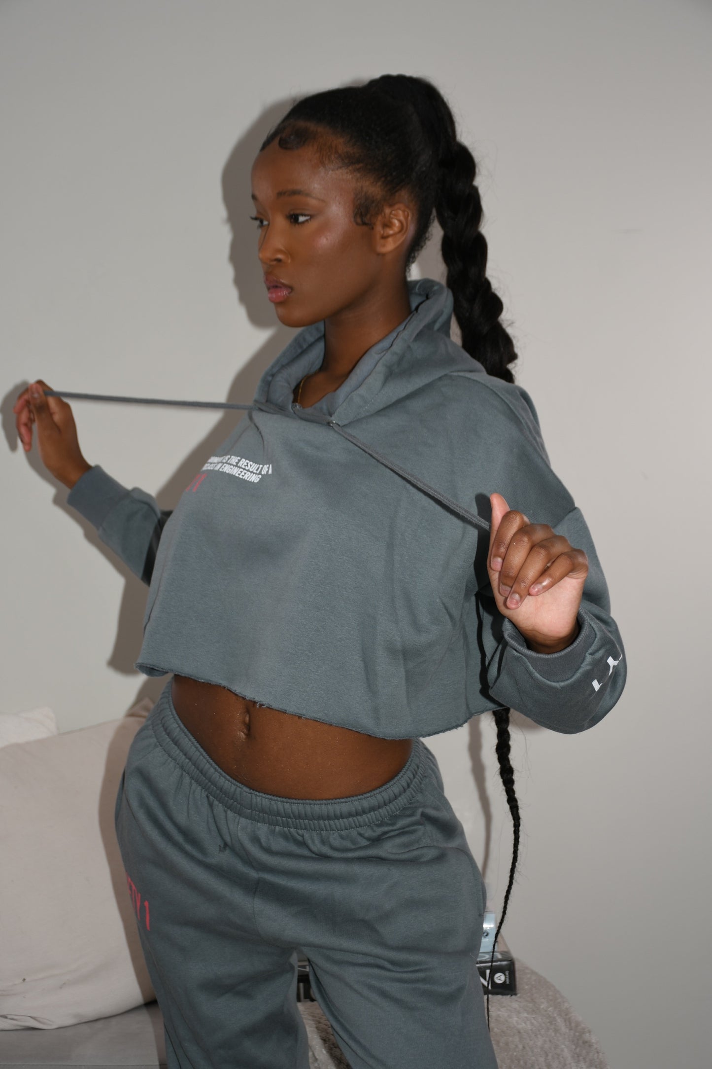 Grey cropped tracksuit ‘Masterclass cropped’