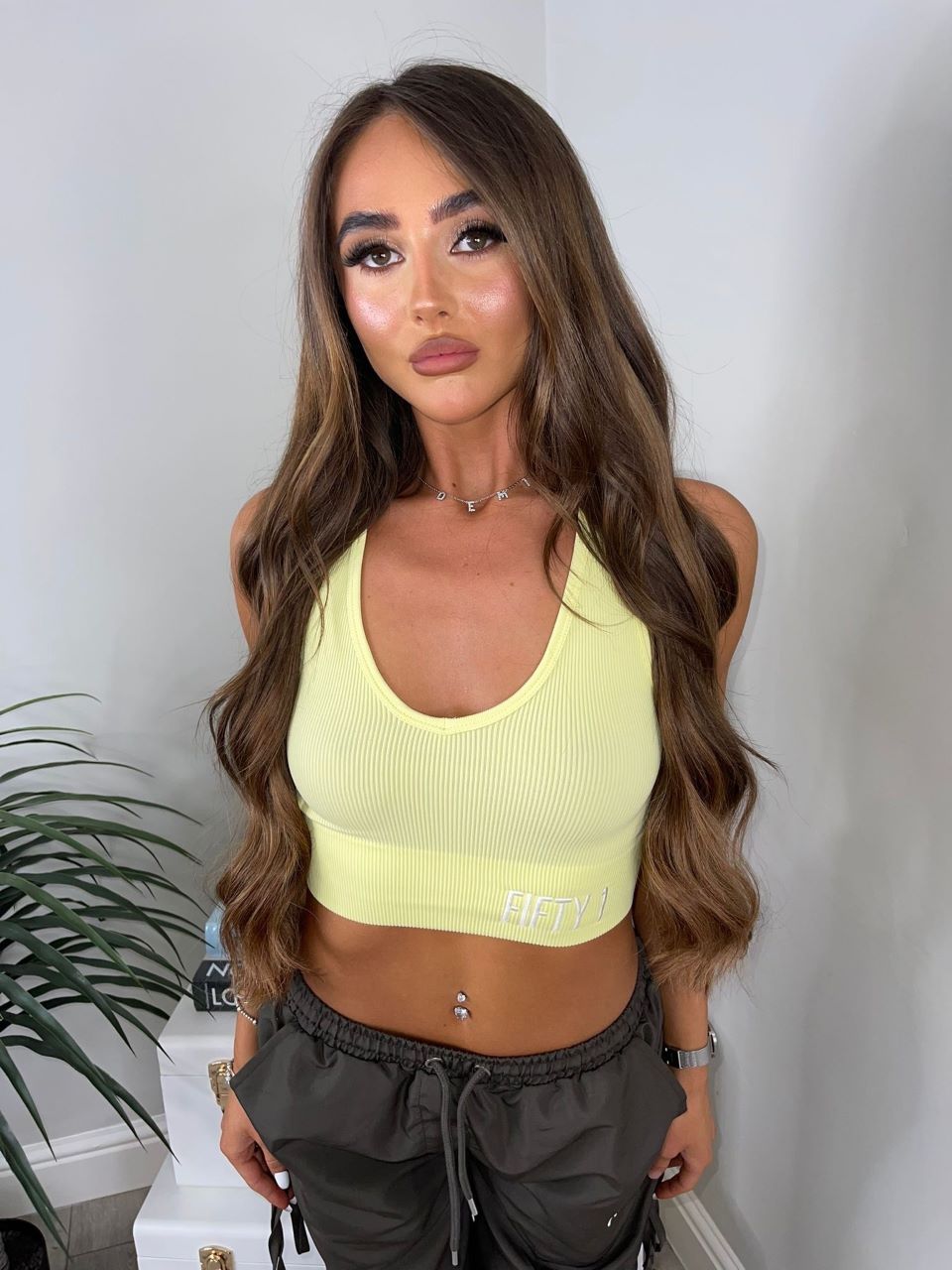 Cropped ribbed v neck gym top - Yellow