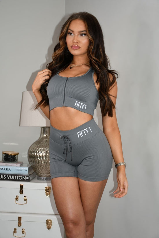 'SUPREMA' cropped gym shorts - Grey